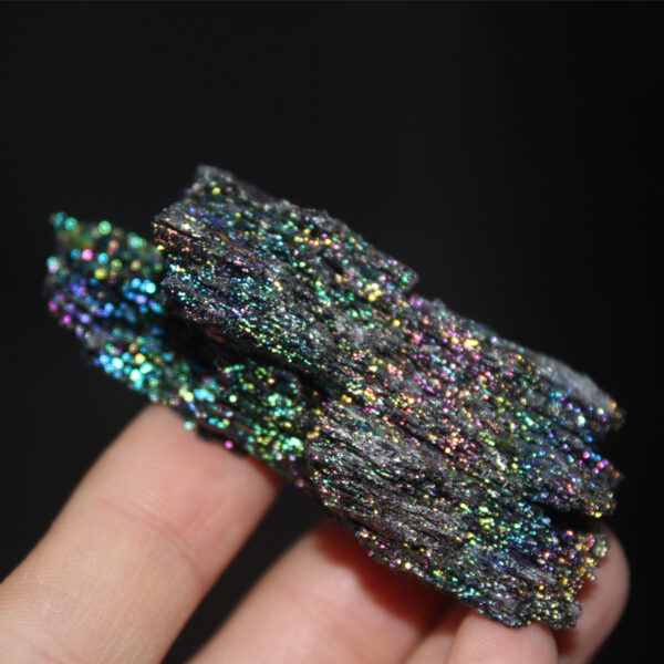 Natural colorful ore small silicon carbide mineral crystals - Image 2